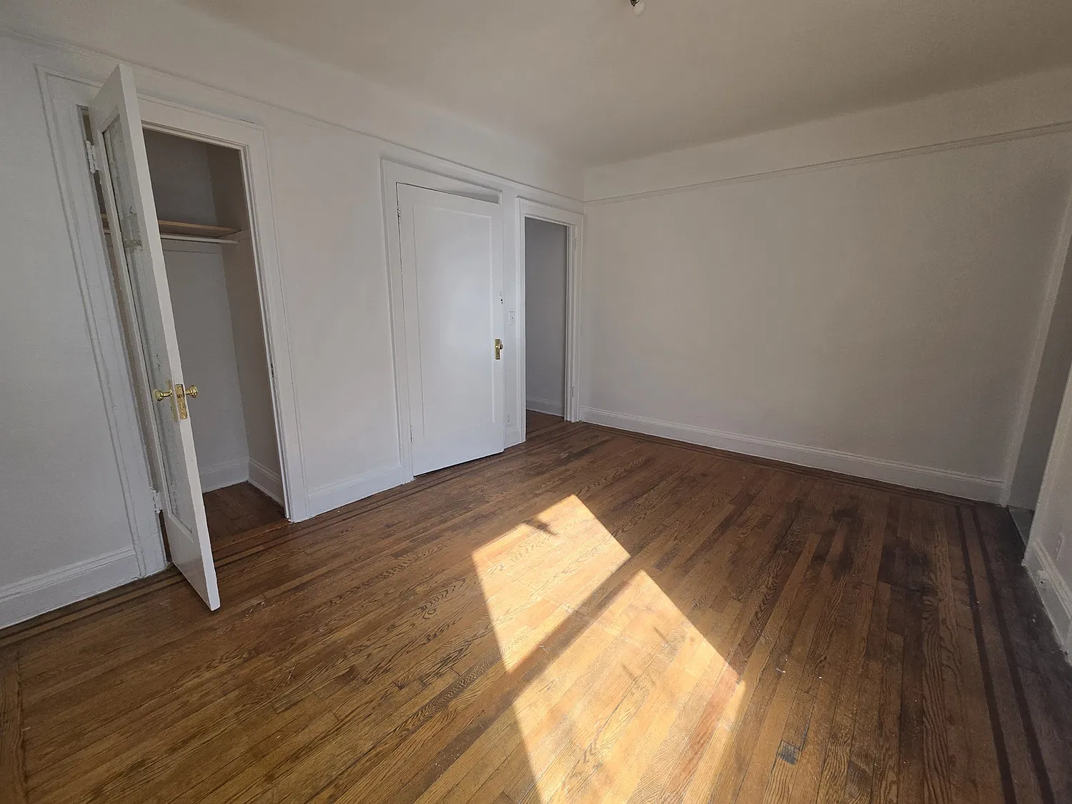 Studio, 600 sqft, $1,626 — Photo 3