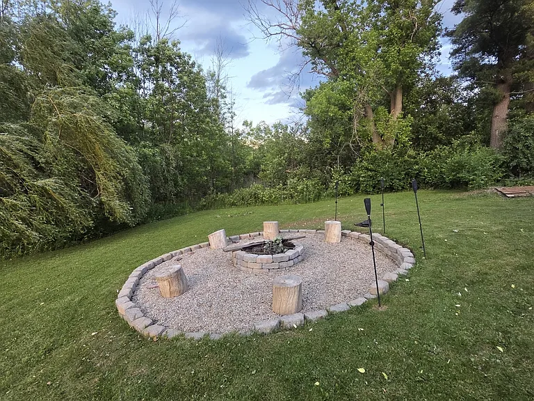 5746 S Bay Rd — Photo 6