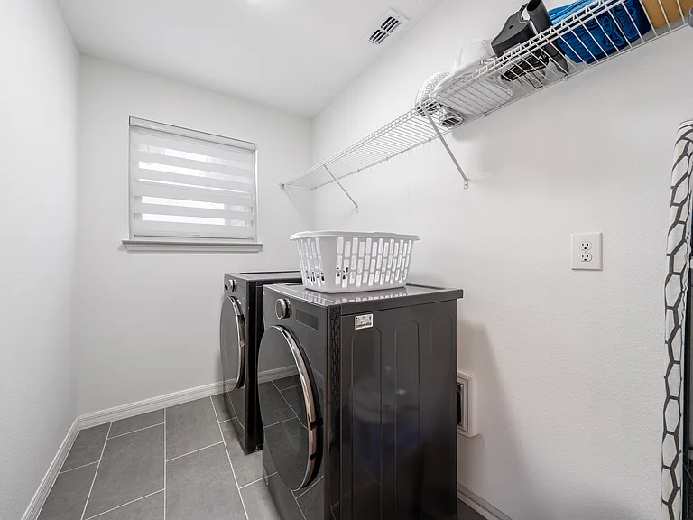1202 Normandy Dr — Photo 14