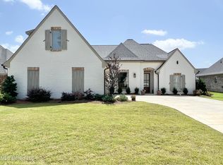 337 Royal Pond Cir, Flowood, MS 39232