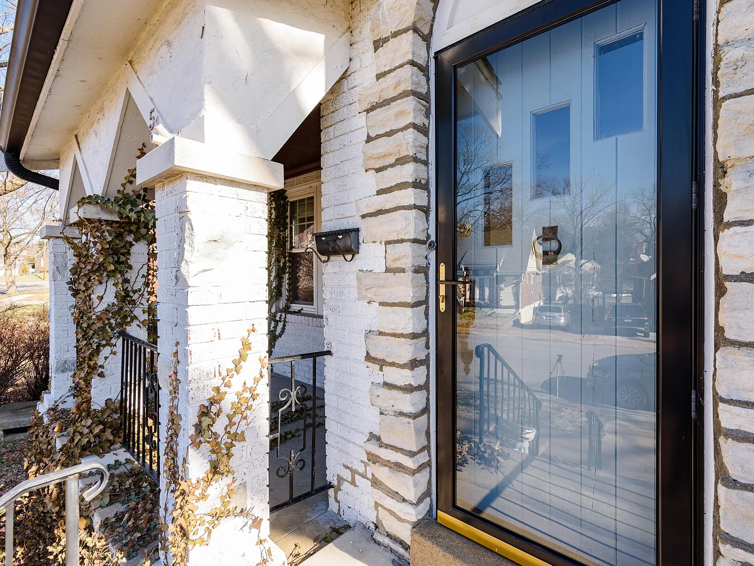 516 Goethe Ave — Photo 4