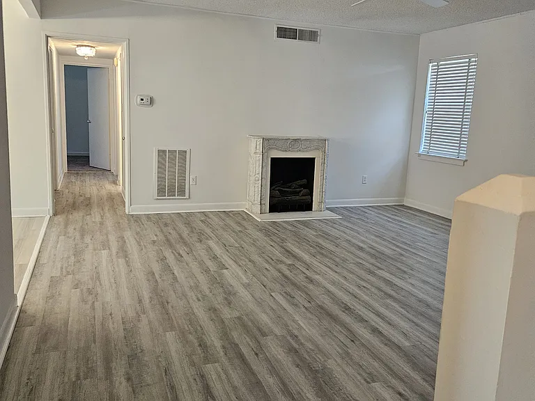 2846 Walton Way #3 — Photo 2