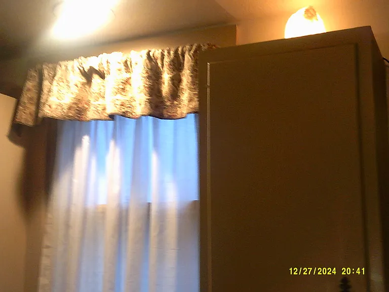 1433 E Main St #1 — Photo 43