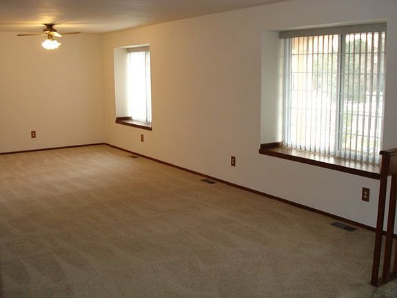 Dining/Living Room