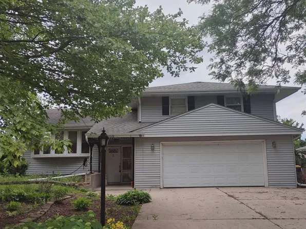 1110 Julien St, Belvidere, IL 61008