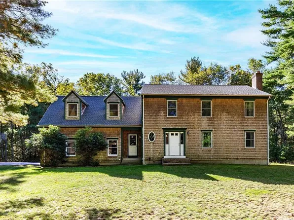 274 Weaver Hill Rd, West Greenwich, RI 02817