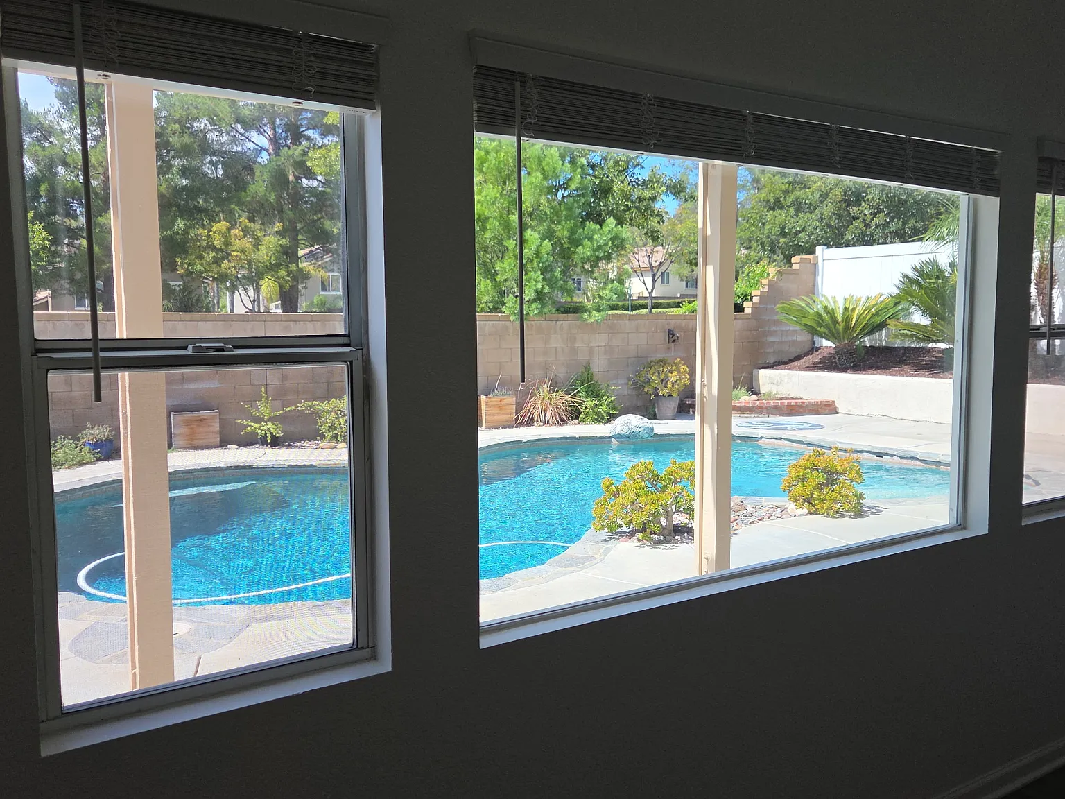3 bed, 2.5 bath, 1350 sqft, $3,500 — Photo 4