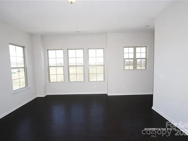 1116 Doveridge St — Photo 13