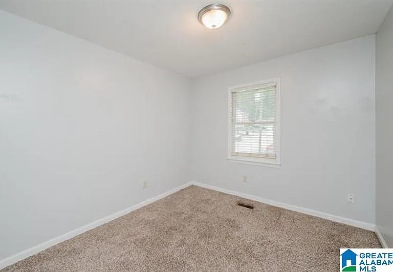 218 Carl Nichols Dr — Photo 11
