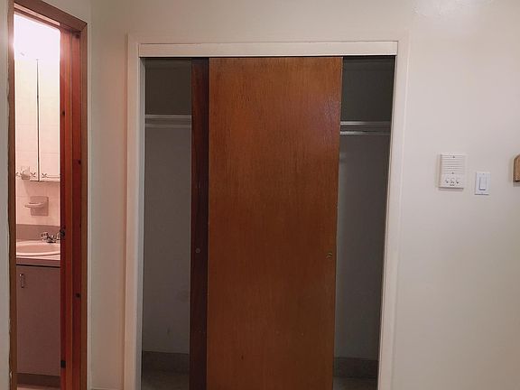 4th image of 6710 12th Ave #2