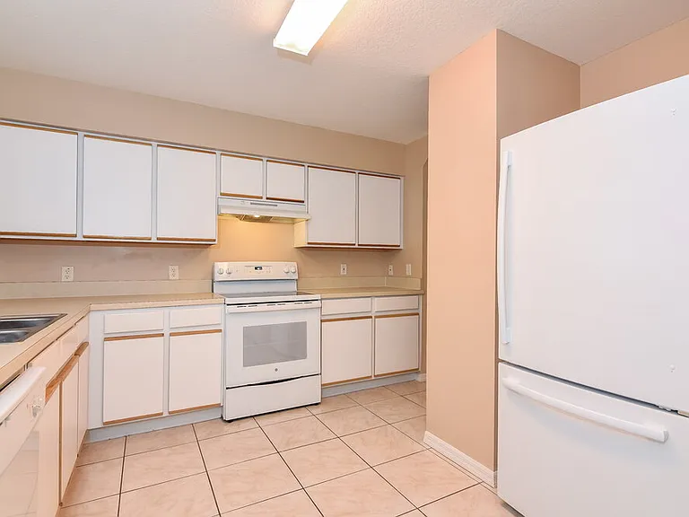 12118 Feldwood Creek Ln — Photo 5