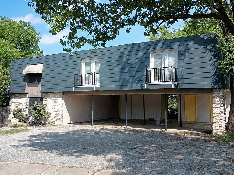 3503 Alpine Cir #D — Photo 13