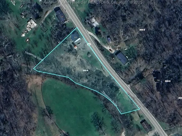 664 Charleston Rd, Point Pleasant, WV 25550