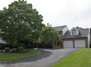 6 W Lexington Rd, Lititz, PA 17543