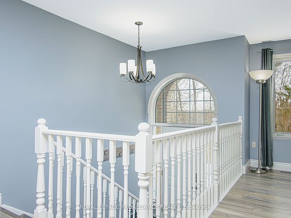 4th image of 101 Zion Rd