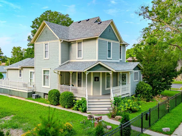 322 W Washington St, Winterset, IA 50273
