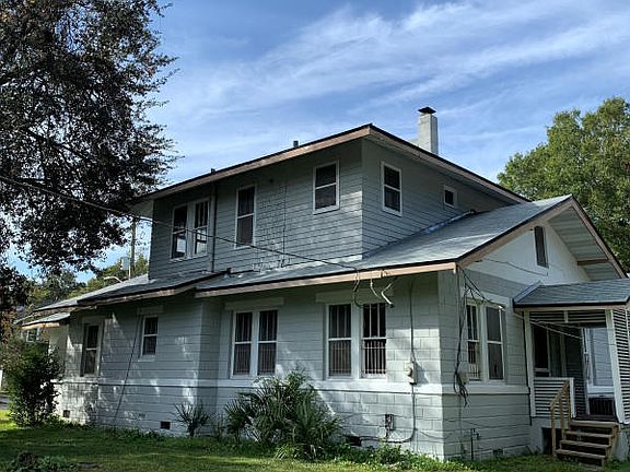 4th image of 2819 College St