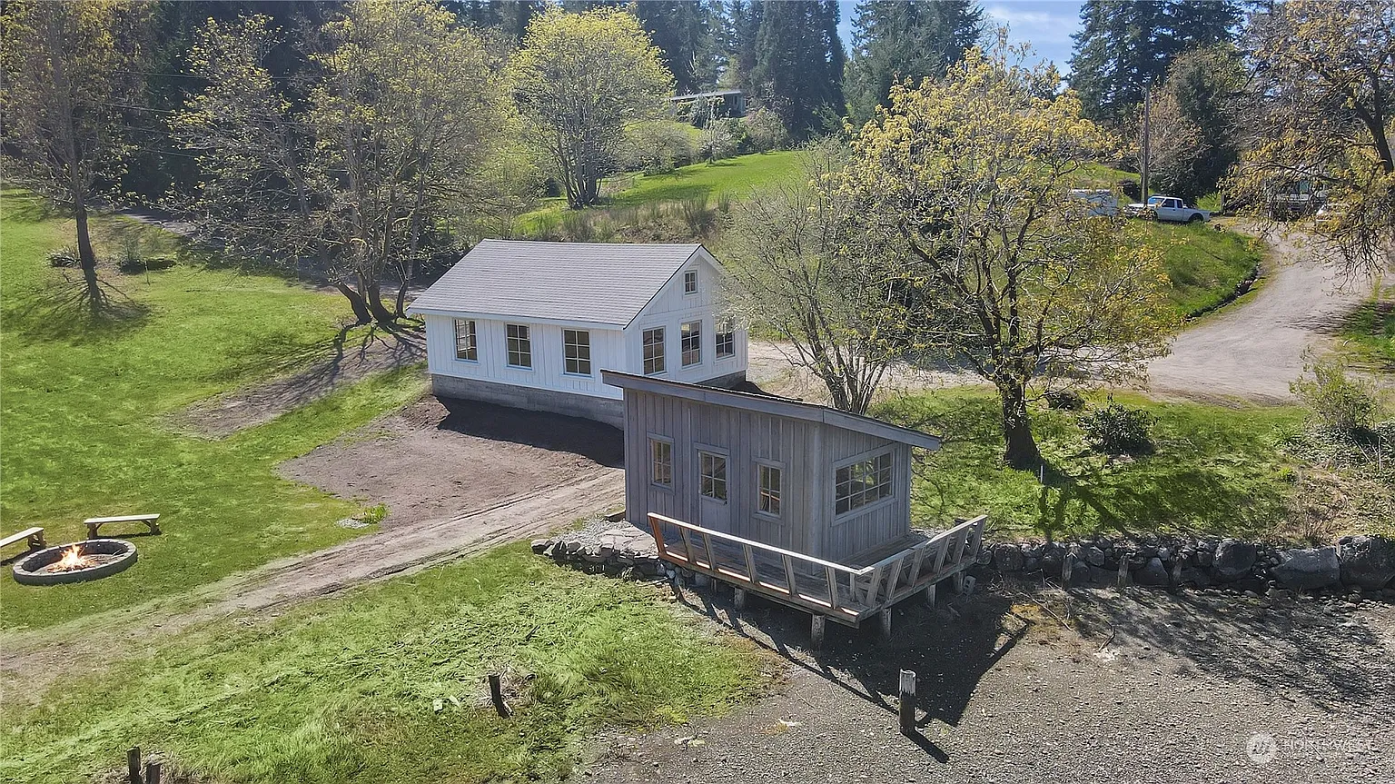 213 Ulsh Road SW photo 1
