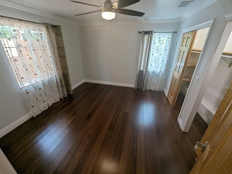 1602 Amberlea Dr S — Photo 4