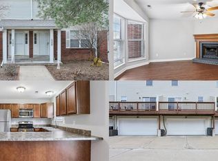 1361 Forest Creek Dr, Saint Peters, MO 63303