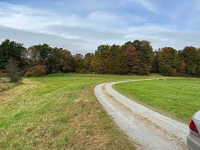 250 Upper Meadows Ln — Photo 25