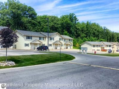 3816 Vale Dr #53, Traverse City, MI, 49686