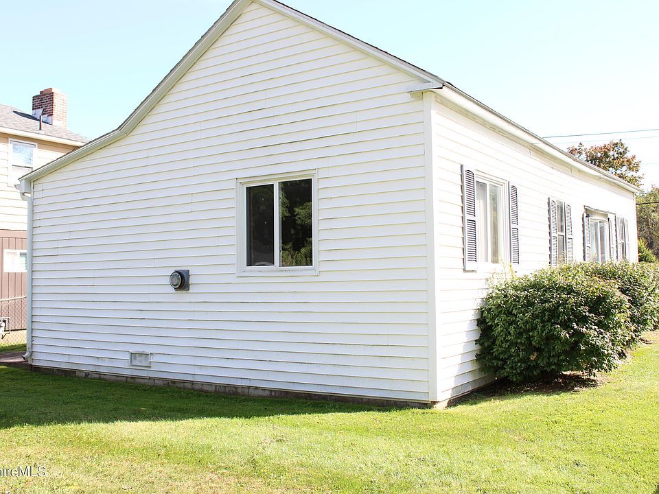 198 Lebanon Ave, Pittsfield, MA 01201 Zillow