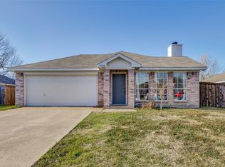 1138 Margie St, Burleson, TX 76028