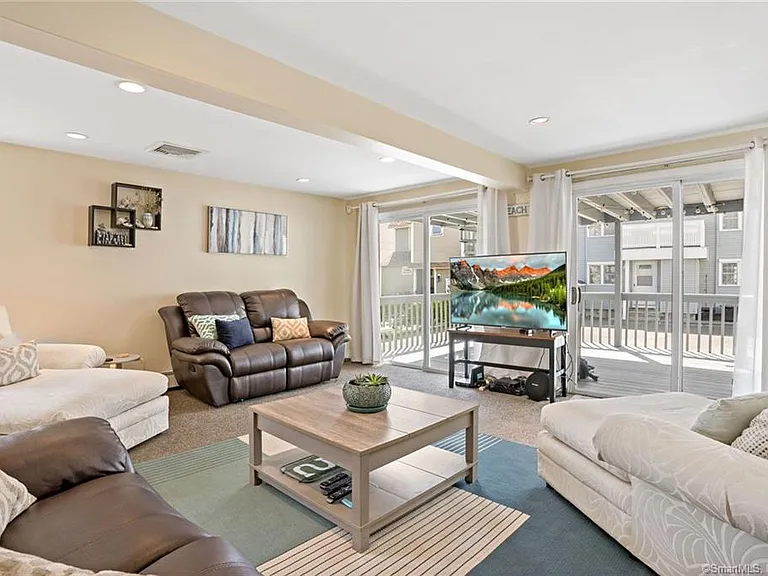210 Broadway #210 — Photo 5