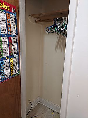 4th image of 3011 Heath Ave APT 22