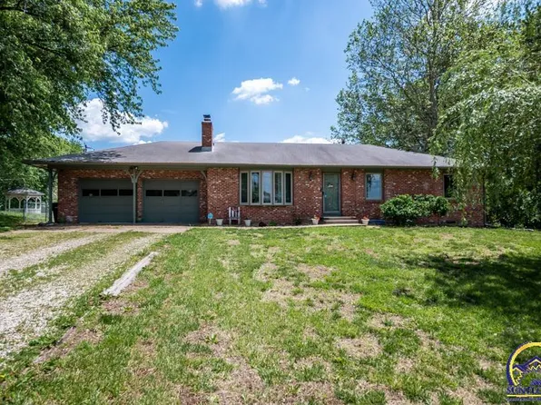5933 SW 57th St, Topeka, KS 66610