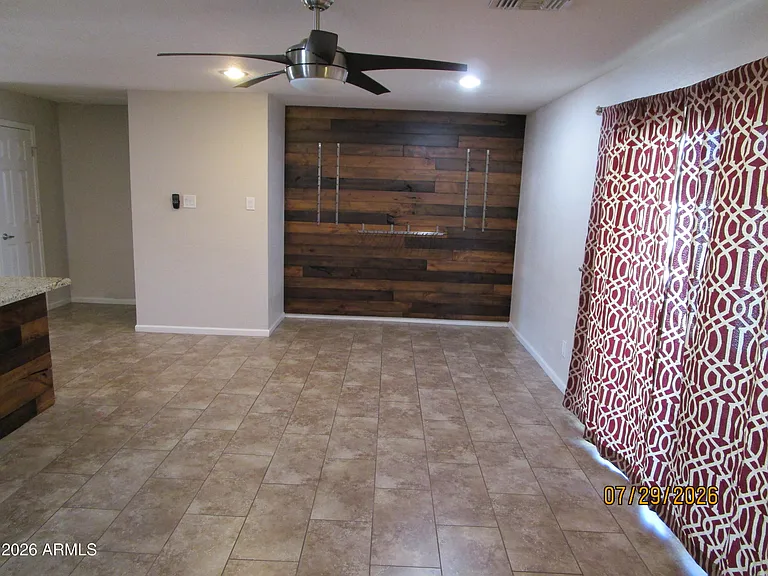 1316 E Donner Dr — Photo 10