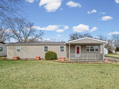 1095 Eastview Dr, Paxton, IL, 60957