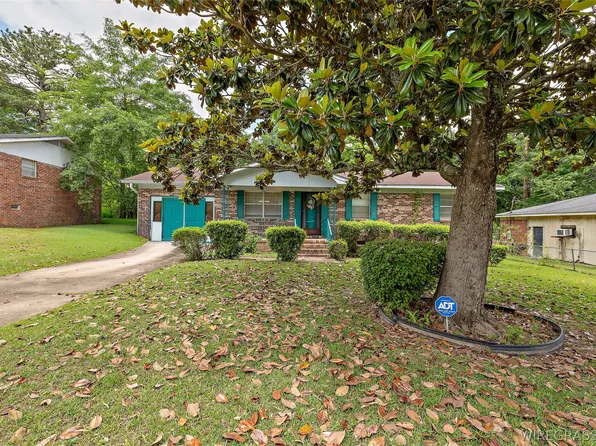 2211 Rocky Branch Rd, Dothan, AL 36303