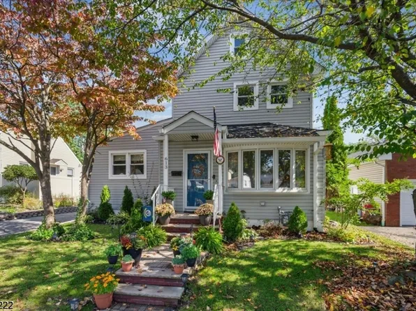 613 Maplewood Avenue, Roselle Park, NJ 07204
