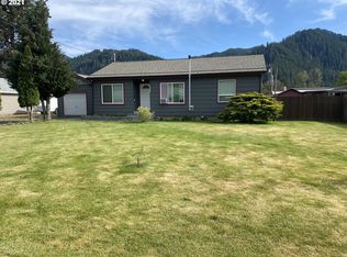 47572 Teller Rd, Oakridge, OR 97463