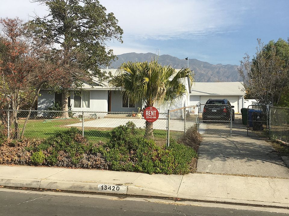 1st image of 13420 Borden Ave