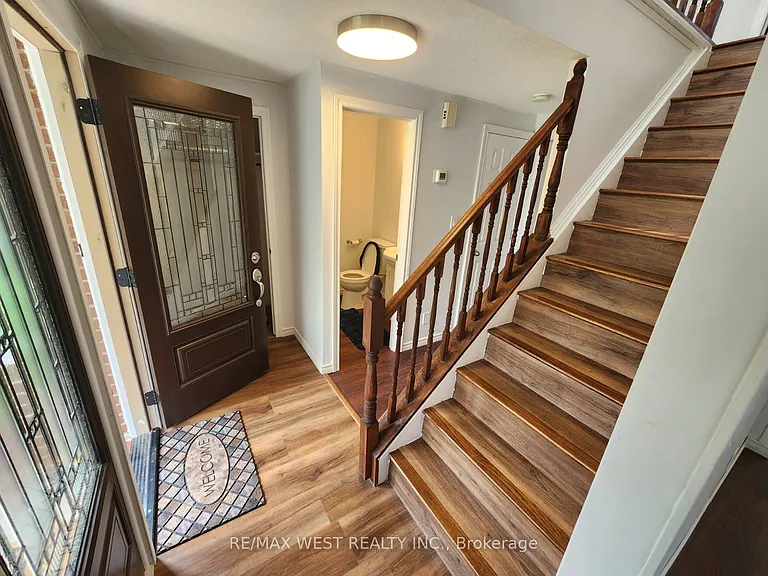 10658 Atwater Cres — Photo 6
