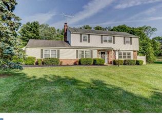 28 Timber Ln, Thornton, PA 19373