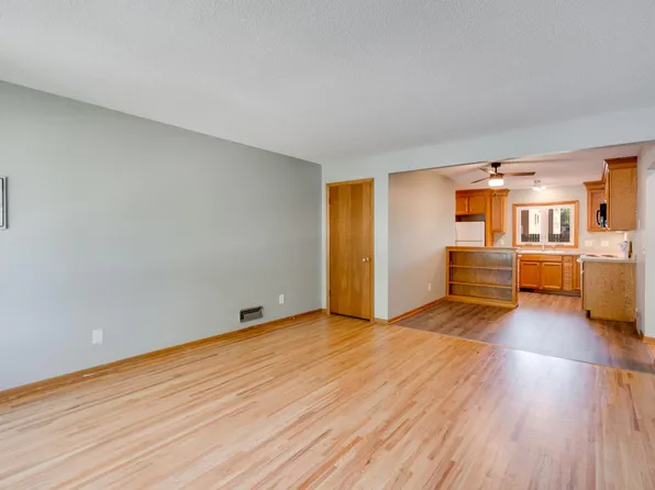 3104 39th Ave NE, Saint Anthony, MN 55421