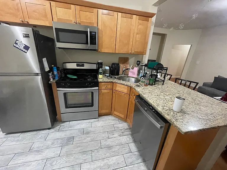 17-32 Chester st units — Photo 6
