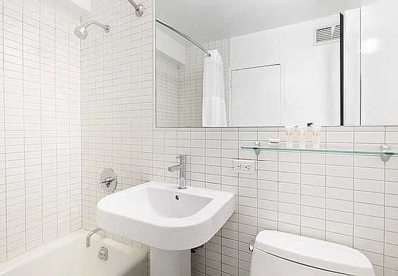 3rd image of 222 E 39th St APT 23C