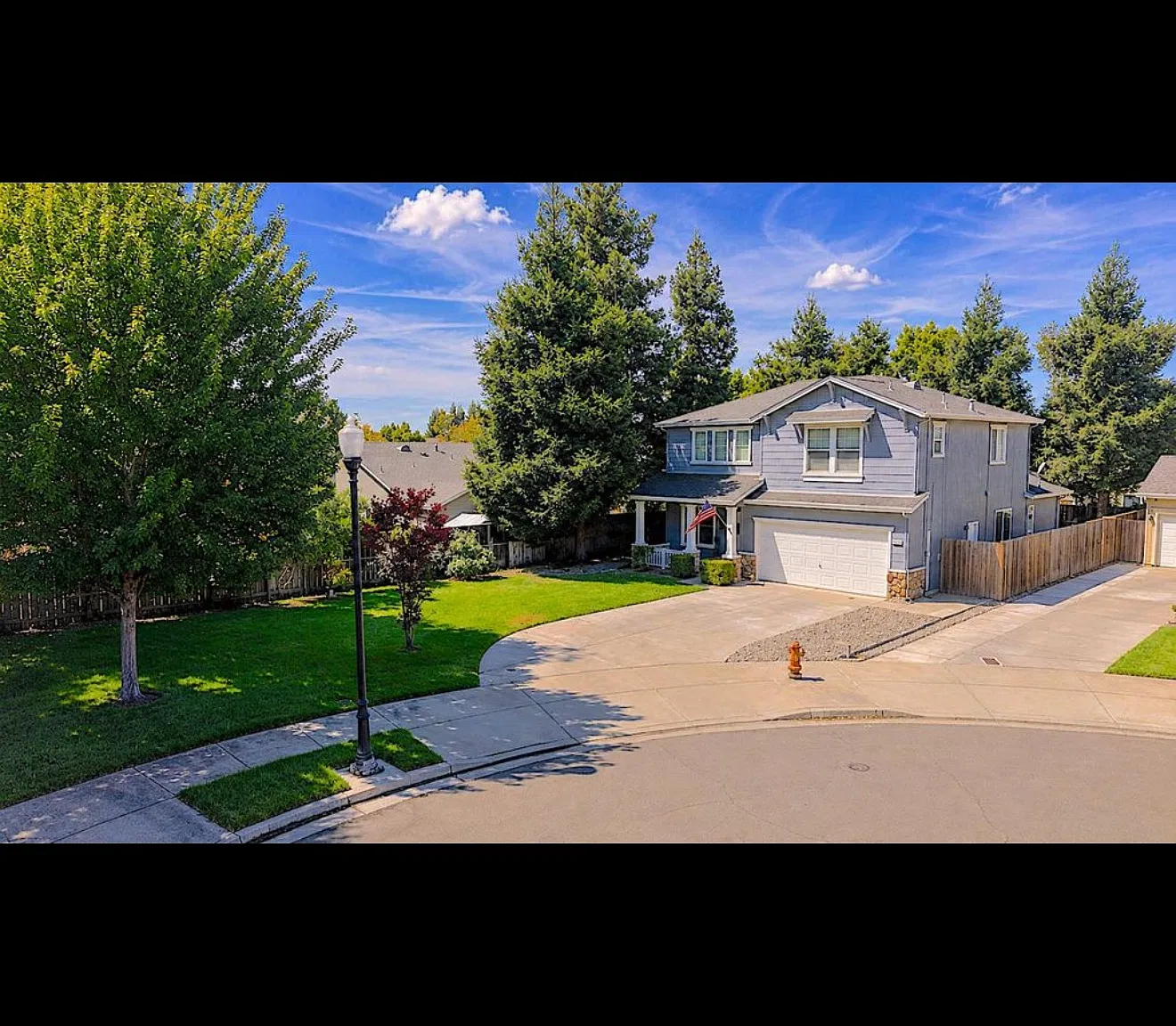 4 bed, 1854 sqft, $2,950 — Photo 1