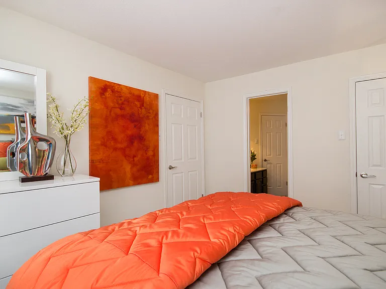 Dover Farms Apartments — Photo 9
