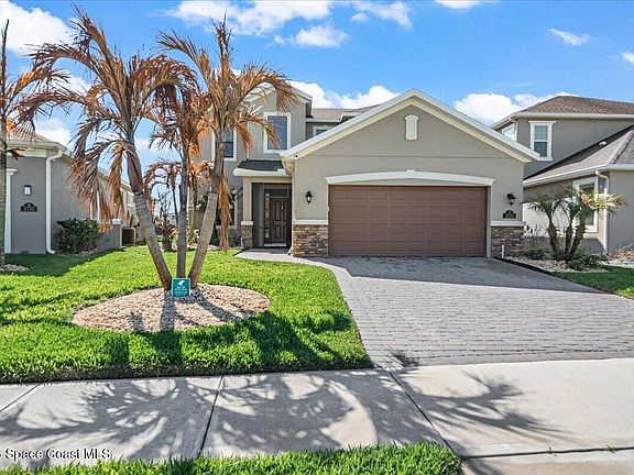5th image of 3235 Hummingbird Way