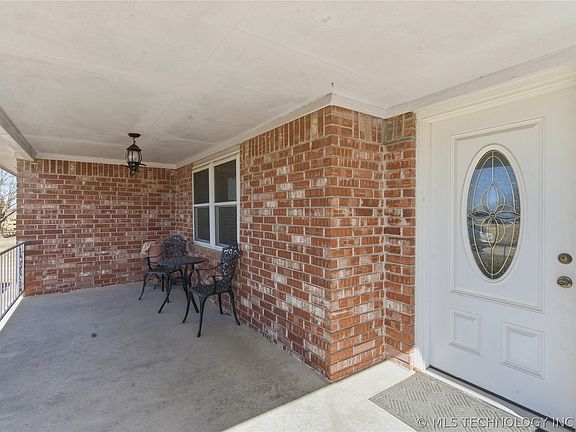 3rd image of 14860 N 253rd Rd