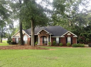 4954 Camp Grandview Rd, Millbrook, AL 36054