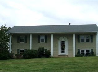 1139 Moorehead Pl, Pendleton, SC 29670