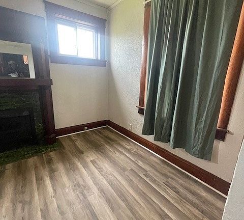 LIVING AREA 1