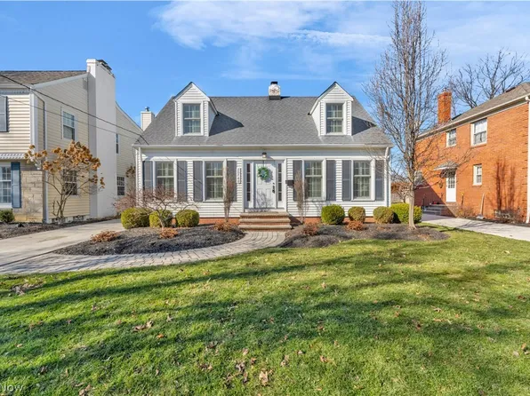 20760 Beachwood Dr, Rocky River, OH 44116